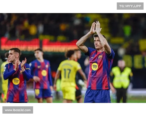 巴萨双星闪耀欧冠赛场 莱万再谱射手传奇引领球队凯旋